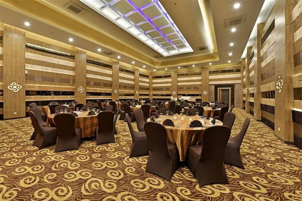 Grand Tjokro Jacarta Exterior foto